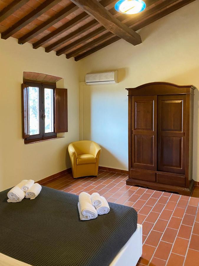 Montevecchio Apartments Montopoli in Val dʼArno Екстериор снимка