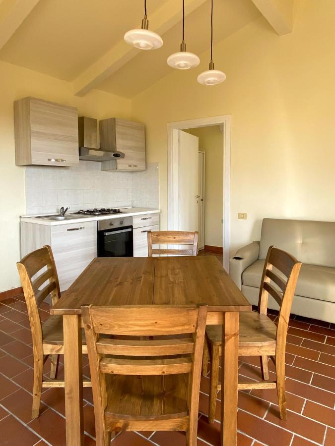 Montevecchio Apartments Montopoli in Val dʼArno Екстериор снимка